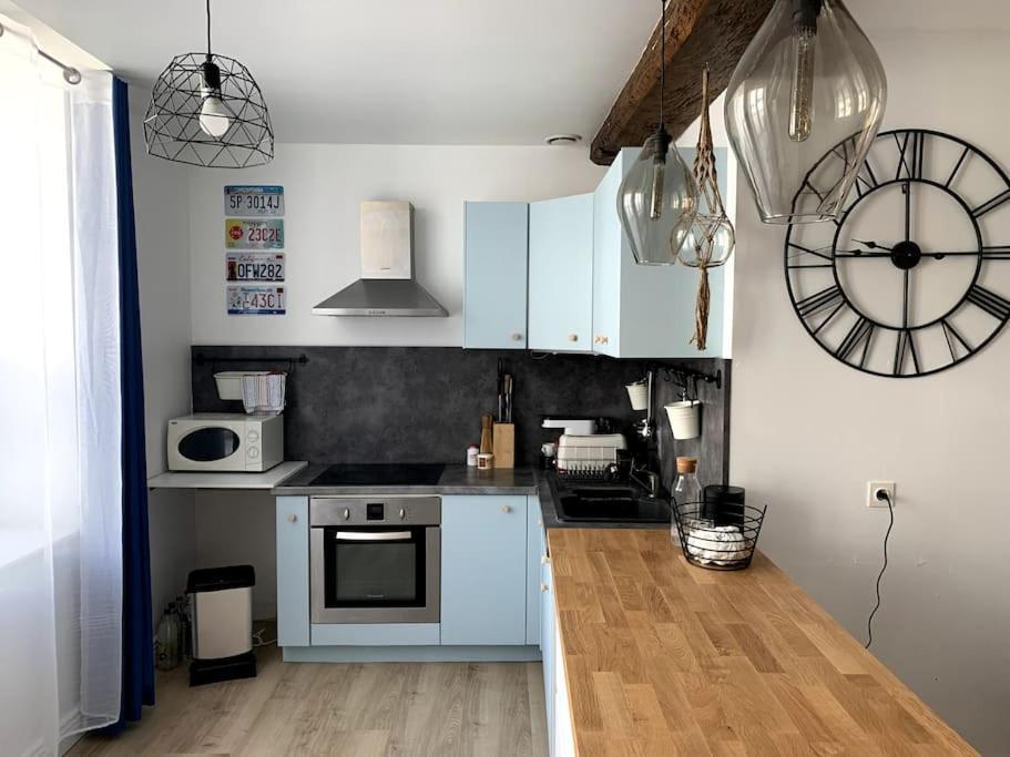 Superbe Duplex Centre-Ville Avec Parking Gratuit Auxerre Zewnętrze zdjęcie